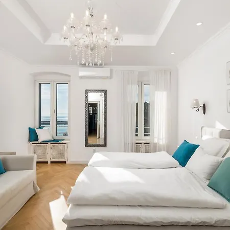 Luxury Karolina Riva 101m2 * Rijeka