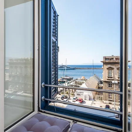 Luxury Karolina Riva 101m2 Apartment