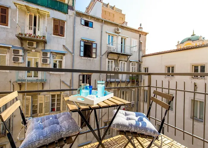 Apartment Luxury Karolina Riva 101m2 Rijeka